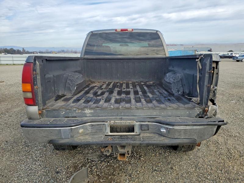 Photo 6 from auction – 2001 GMC NEW SIERRA with VIN 1GTEK19T11Z313378