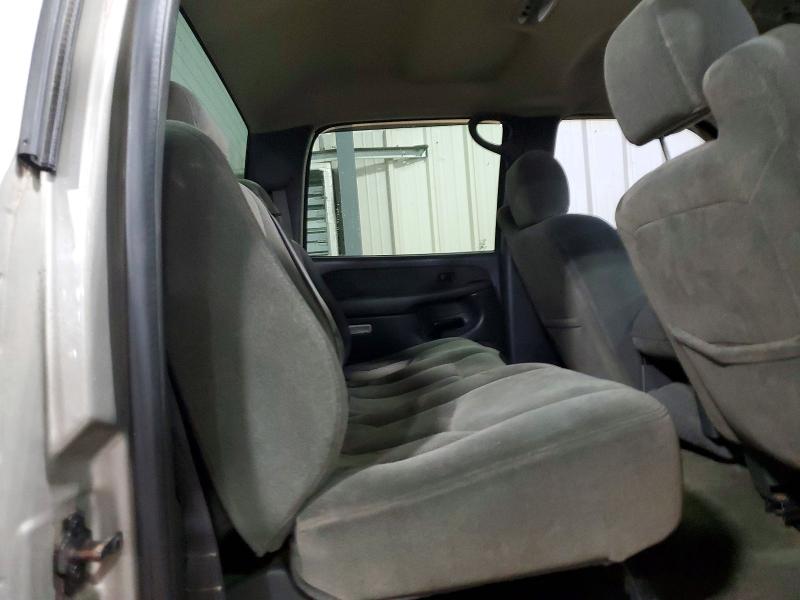 Photo 10 from auction – 2003 CHEVROLET SILVERADO with VIN 1GCHK23U03F230212