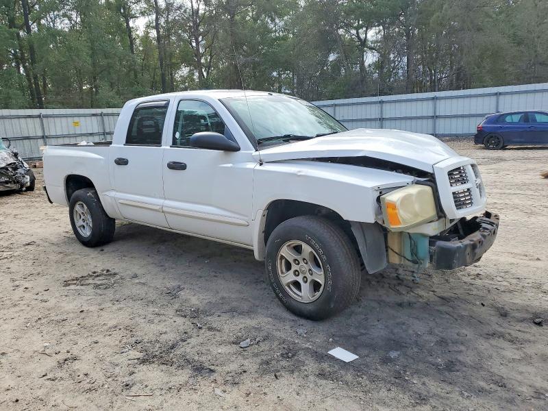 Photo 4 from auction – 2006 DODGE DAKOTA with VIN 1D7HE48N26S542019