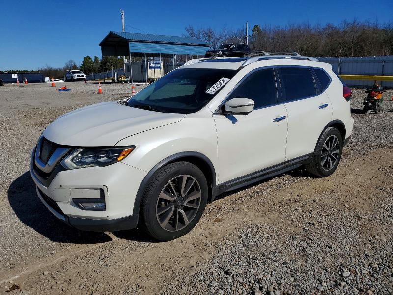 NISSAN ROGUE 2017 with VIN JN8AT2MT1HW391359 - Photo from auction