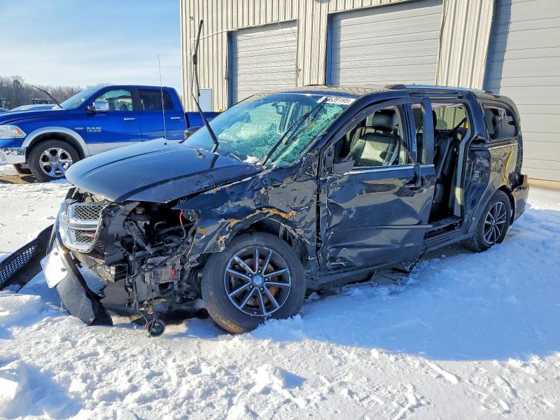 DODGE GRAND CARAVAN 2017 with VIN 2C4RDGCG0HR711258 - Photo from auction