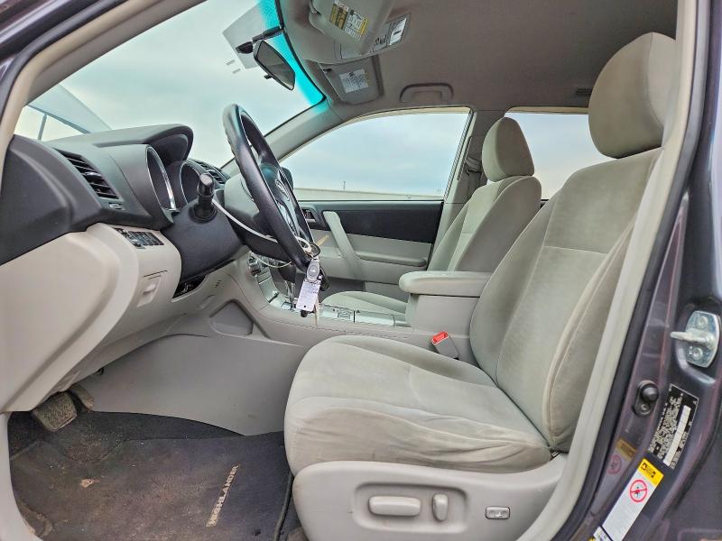 Photo 7 from auction – 2012 TOYOTA HIGHLANDER with VIN 5TDBK3EHXCS143171