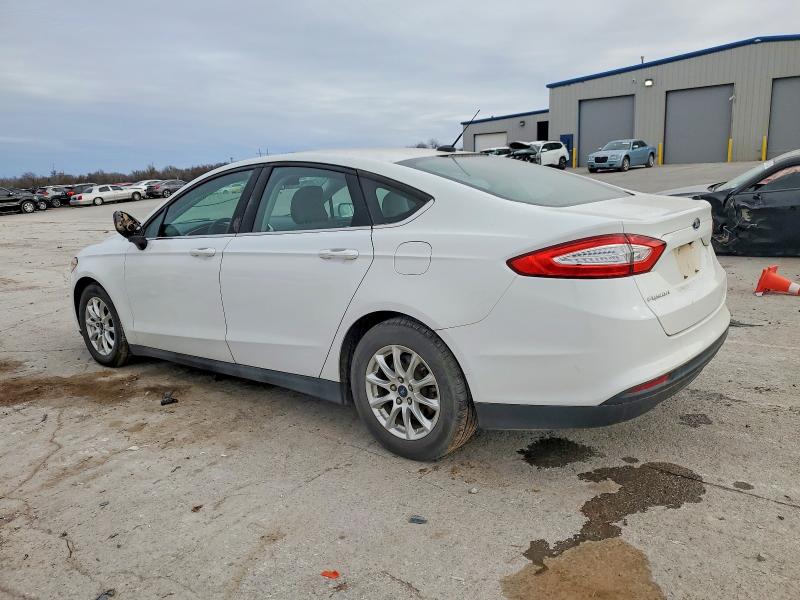 Photo 2 from auction – 2016 FORD FUSION S with VIN 3FA6P0G78GR156408