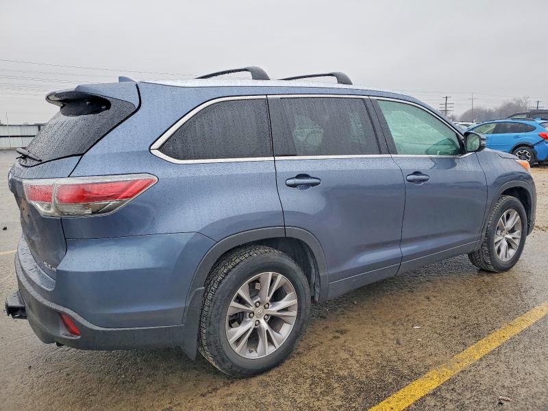 Photo 3 from auction – 2015 TOYOTA HIGHLANDER with VIN 5TDJKRFH5FS084399