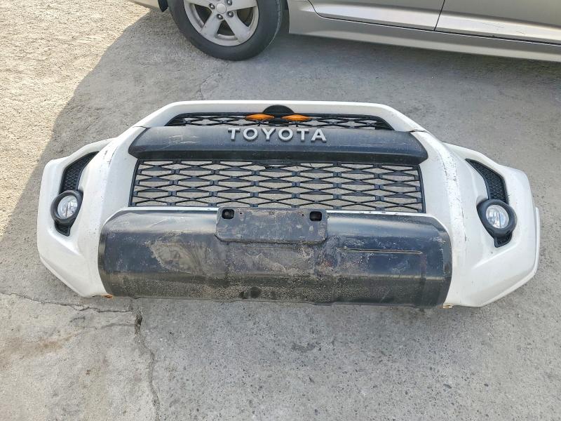 Photo 13 from auction – 2016 TOYOTA 4RUNNER SR with VIN JTEBU5JR5G5300570