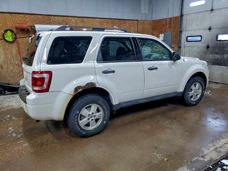 Photo 3 from auction – 2012 FORD ESCAPE XLT with VIN 1FMCU9D71CKC02752