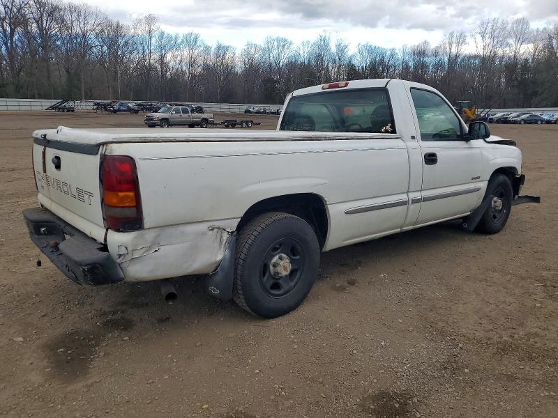 Photo 3 from auction – 2000 CHEVROLET SILVERADO with VIN 1GCEC14W4YE291571