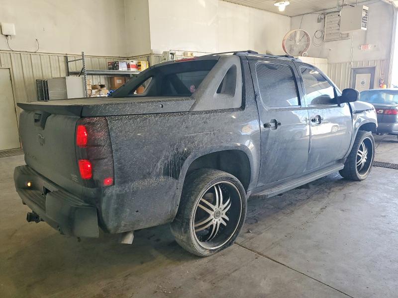 Photo 3 from auction – 2008 CHEVROLET AVALANCHE with VIN 3GNFK12308G275819
