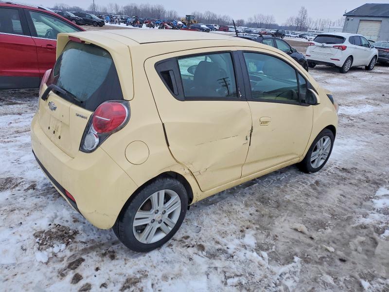 Foto 3 de la subasta – 2014 CHEVROLET SPARK LS con VIN KL8CB6S92EC472043