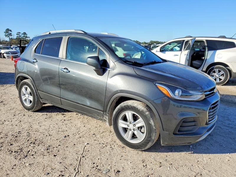 Photo 4 from auction – 2020 CHEVROLET TRAX with VIN 3GNCJLSB9LL125586