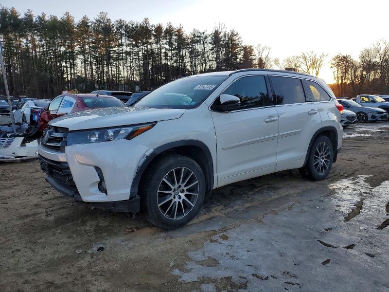 TOYOTA HIGHLANDER 2017 with VIN 5TDJZRFH5HS433480 - Photo from auction