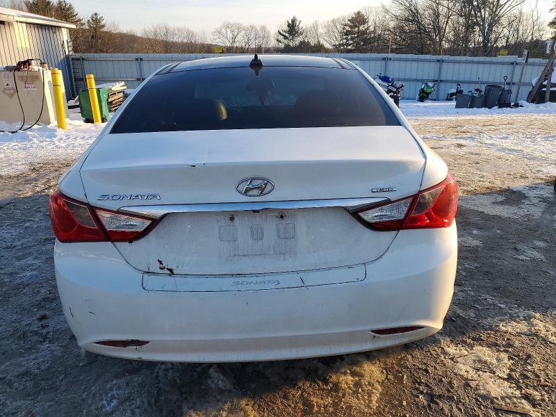 Photo 6 from auction – 2012 HYUNDAI SONATA SE with VIN 5NPEC4AC2CH439687