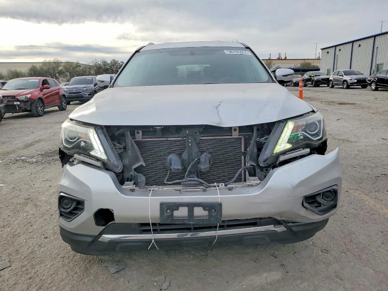 Photo 5 from auction – 2017 NISSAN PATHFINDER with VIN 5N1DR2MN4HC642977