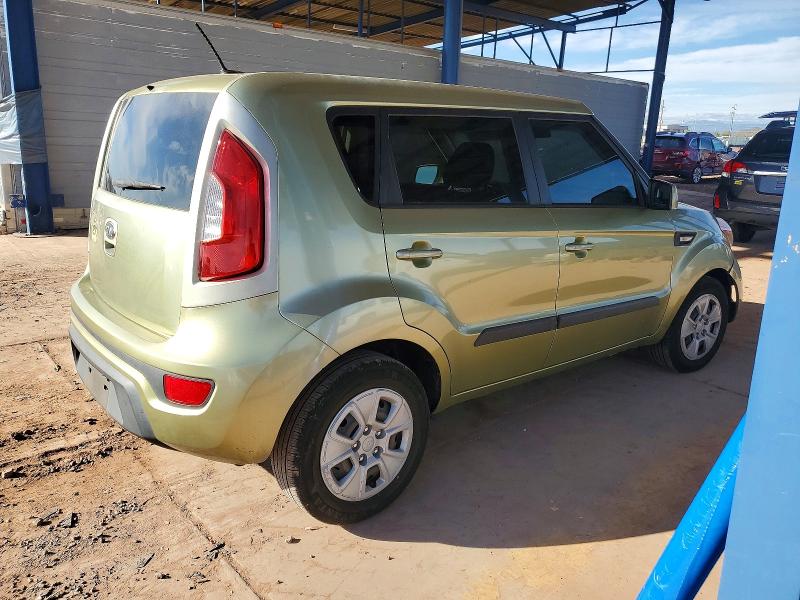 Photo 3 from auction – 2013 KIA SOUL with VIN KNDJT2A52D7623036