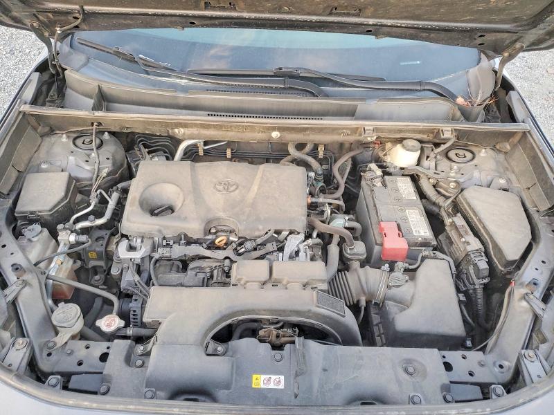 Photo 12 from auction – 2021 TOYOTA RAV4 XLE with VIN 2T3P1RFVXMC206559