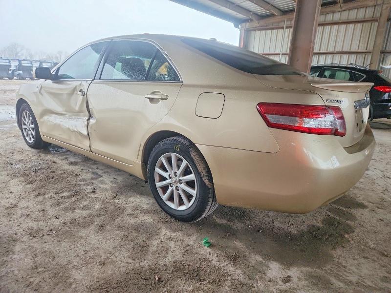 Photo 2 from auction – 2011 TOYOTA CAMRY BASE with VIN 4T1BF3EK2BU654332