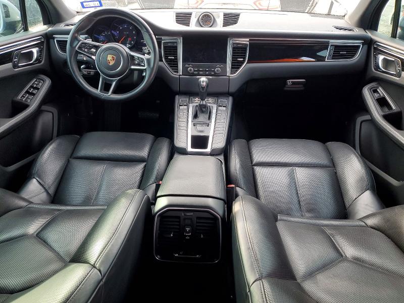 Photo 8 from auction – 2018 PORSCHE MACAN with VIN WP1AA2A58JLB00434
