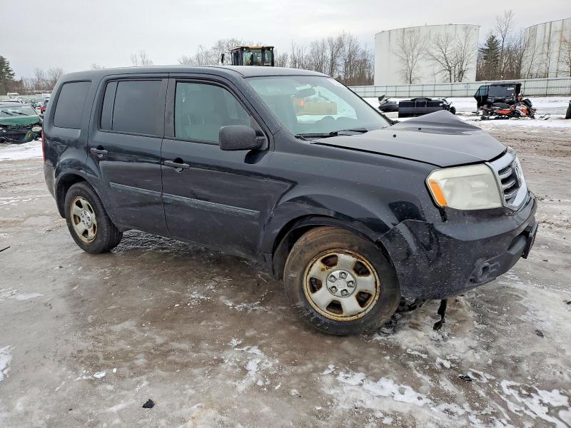 Photo 4 from auction – 2015 HONDA PILOT LX with VIN 5FNYF4H22FB077347