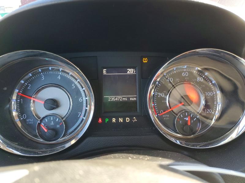 Photo 9 from auction – 2014 CHRYSLER TOWN & COU with VIN 2C4RC1BG2ER132723