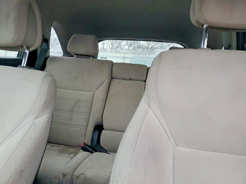 Photo 10 from auction – 2016 KIA SORENTO LX with VIN 5XYPGDA37GG003833