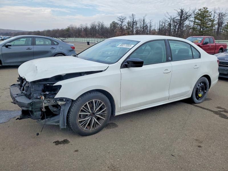 VOLKSWAGEN JETTA SE 2018 with VIN 3VWB67AJXJM213959 - Photo from auction