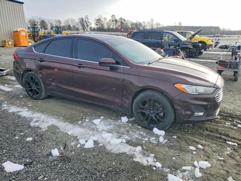 Photo 4 from auction – 2019 FORD FUSION with VIN 3FA6P0HD0KR126994