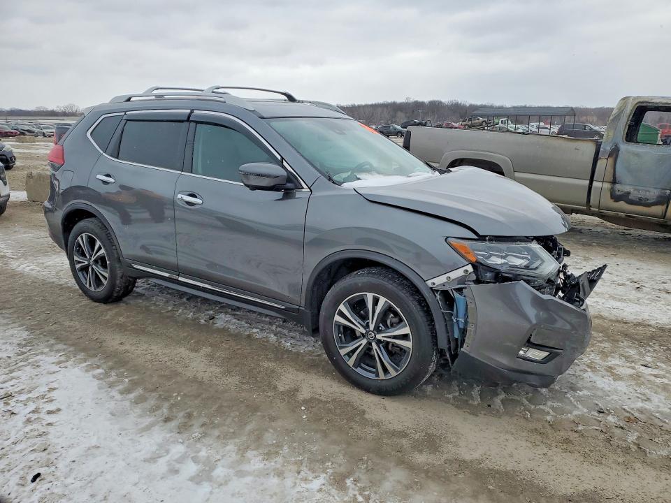 Photo 4 from auction – 2017 NISSAN ROGUE SV with VIN 5N1AT2MV8HC748157