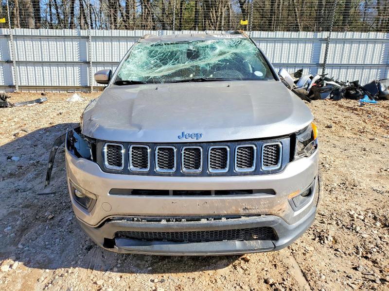 Photo 5 from auction – 2020 JEEP COMPASS with VIN 3C4NJDBB6LT117372