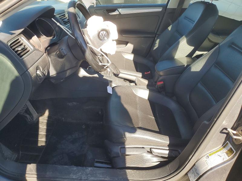 Photo 7 from auction – 2017 VOLKSWAGEN JETTA SE with VIN 3VWDB7AJ3HM352166