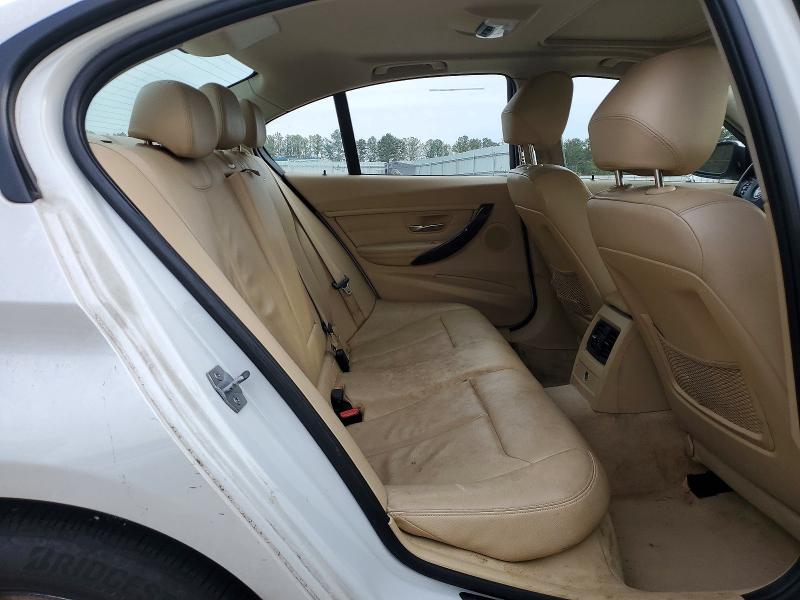 Photo 10 from auction – 2014 BMW 328 with VIN WBA3A5G52ENP33263