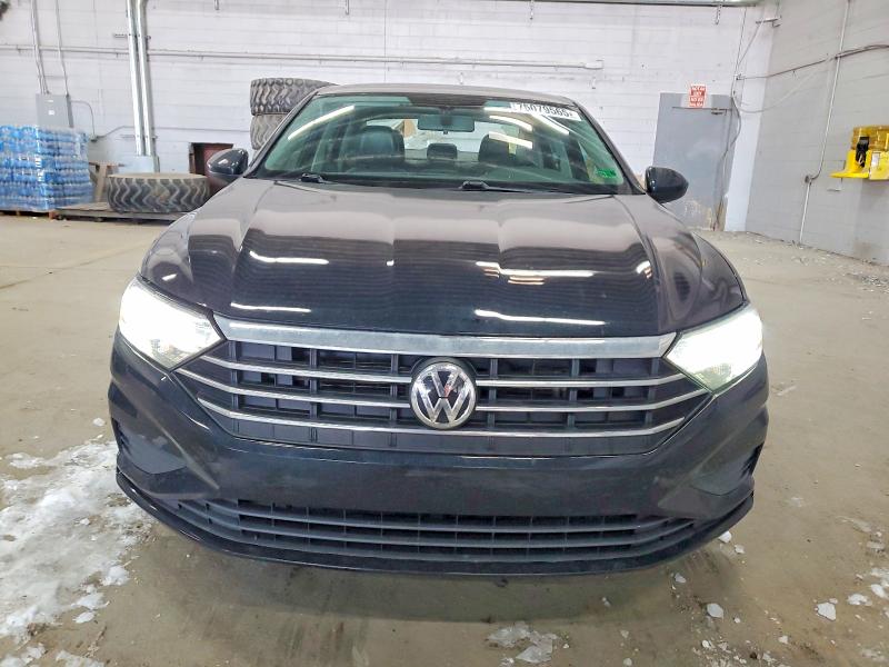 Photo 5 from auction – 2019 VOLKSWAGEN JETTA with VIN 3VWC57BU3KM128771