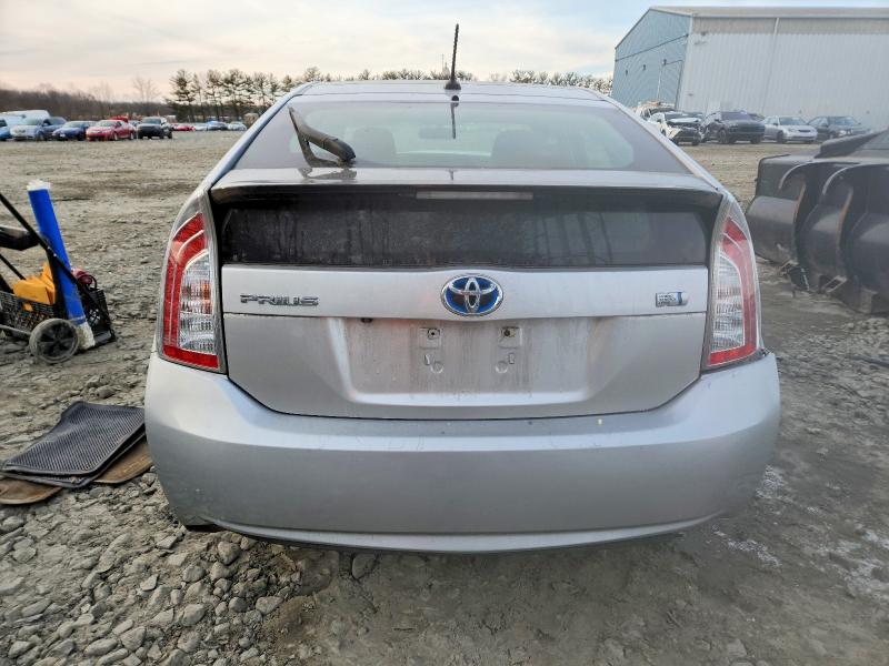 Photo 6 from auction – 2015 TOYOTA PRIUS with VIN JTDKN3DU2F1905464