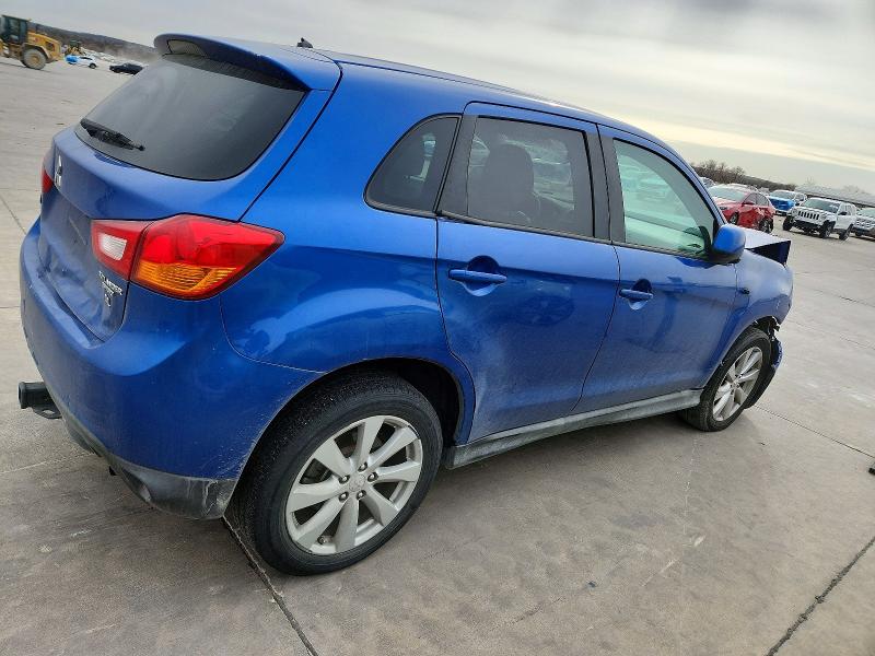 Photo 3 from auction – 2015 MITSUBISHI OUTLANDER with VIN 4A4AP3AW9FE041414