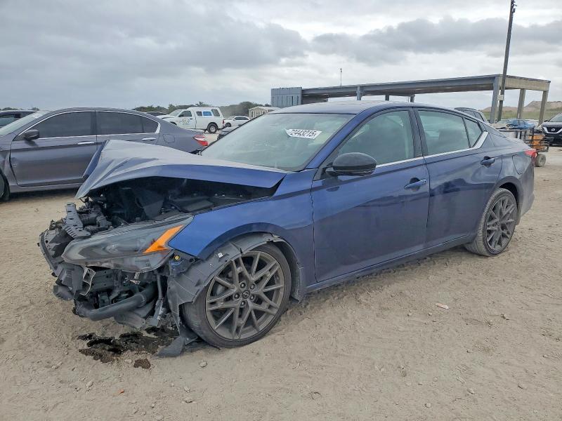 NISSAN ALTIMA 2023 with VIN 1N4AL4CV3PN386779 - Photo from auction