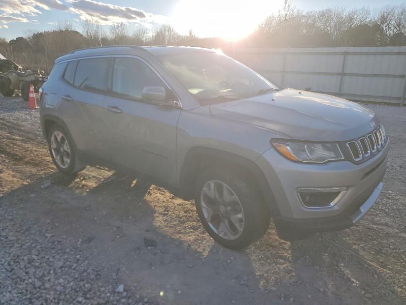 Photo 4 from auction – 2020 JEEP COMPASS with VIN 3C4NJCCB7LT122556