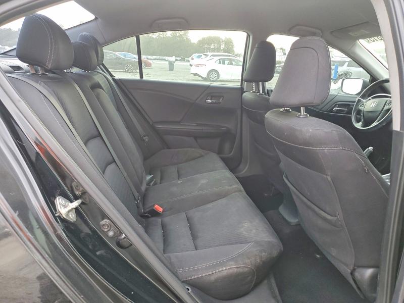 Photo 10 from auction – 2015 HONDA ACCORD with VIN 1HGCR2F57FA100831