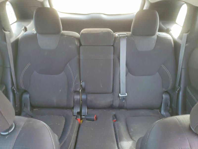 Photo 10 from auction – 2015 JEEP CHEROKEE with VIN 1C4PJLCB1FW721749