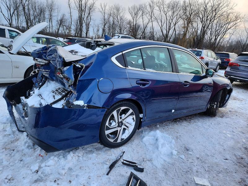 Photo 3 from auction – 2021 SUBARU LEGACY LIM with VIN 4S3BWAN67M3012547
