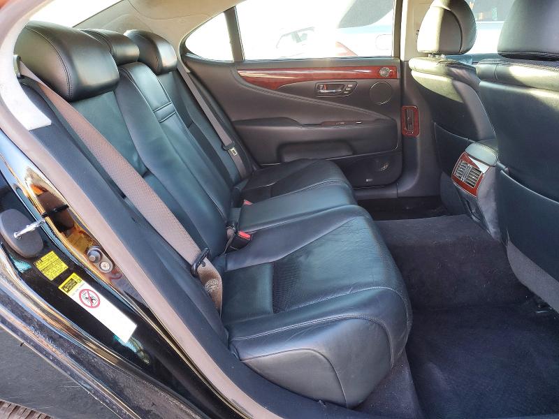 Photo 10 from auction – 2007 LEXUS LS 460L with VIN JTHGL46F175000240