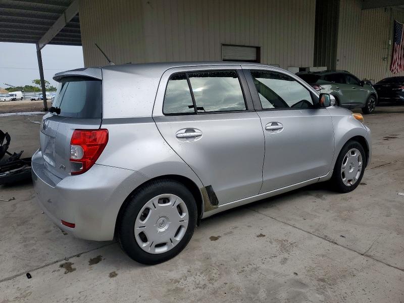 Photo 3 from auction – 2013 TOYOTA SCION XD with VIN JTKKUPB45D1031839
