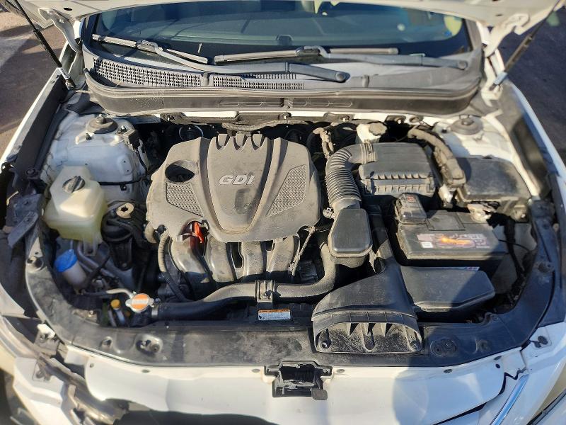 Photo 11 from auction – 2011 HYUNDAI SONATA with VIN 5NPEB4ACXBH036333
