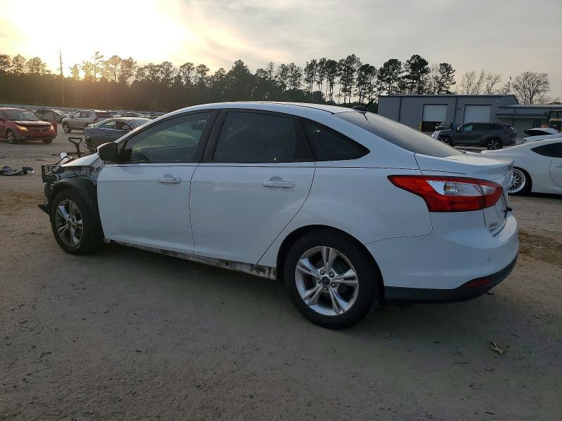 Photo 2 from auction – 2014 FORD FOCUS SE with VIN 1FADP3F21EL179152