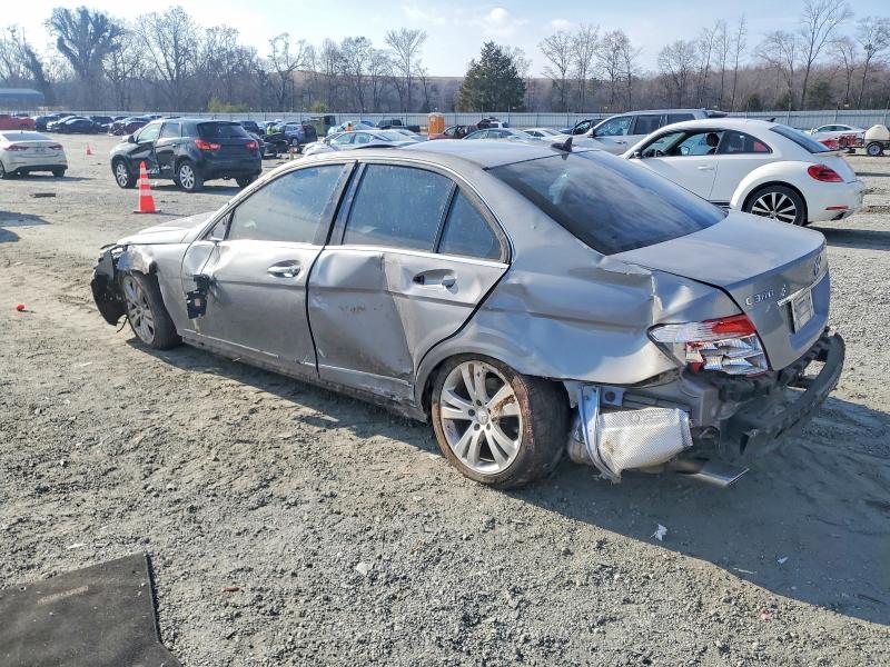Photo 2 from auction – 2011 MERCEDES-BENZ C with VIN WDDGF5EB3BR181216