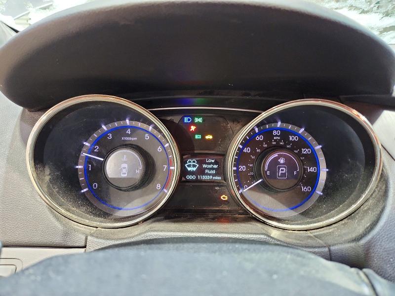 Photo 9 from auction – 2011 HYUNDAI SONATA with VIN 5NPEC4AC3BH282914