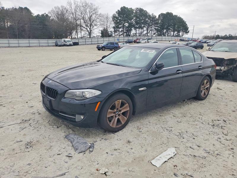 BMW 528 XI 2012 con VIN WBAXH5C55CDW06822 - Foto de la subasta