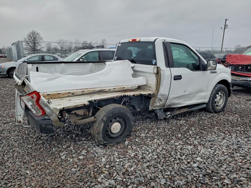 Photo 3 from auction – 2015 FORD F150 with VIN 1FTMF1C82FFB71569