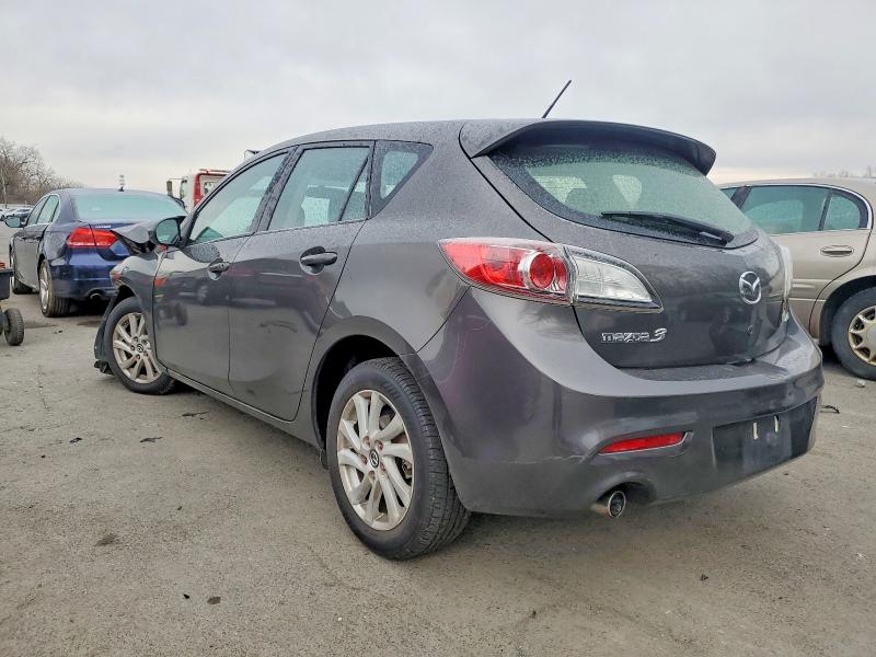 Photo 2 from auction – 2013 MAZDA 3 with VIN JM1BL1LPXD1754926
