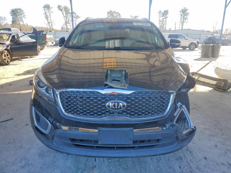 Photo 5 from auction – 2016 KIA SORENTO LX with VIN 5XYPGDA55GG137998