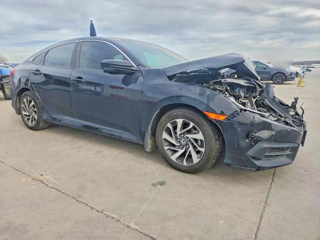 Photo 4 from auction – 2017 HONDA CIVIC EX with VIN 19XFC2F78HE029119