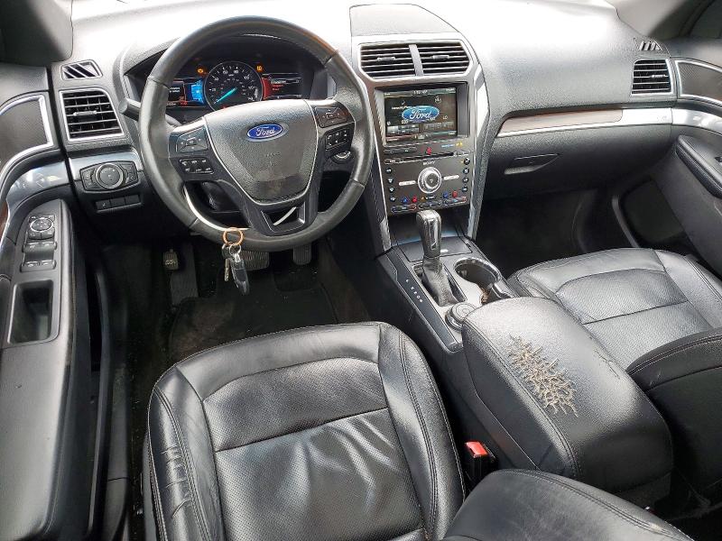 Photo 8 from auction – 2016 FORD EXPLORER L with VIN 1FM5K8F80GGA86239